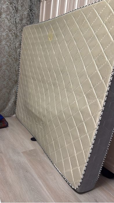 Срочно продам матрас