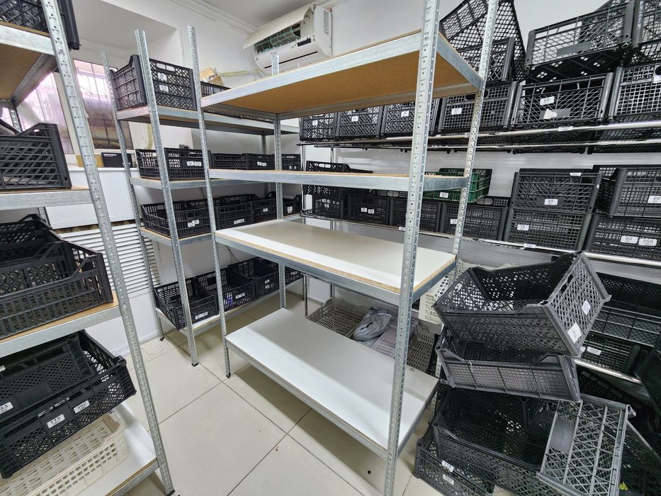 Металлический стеллаж