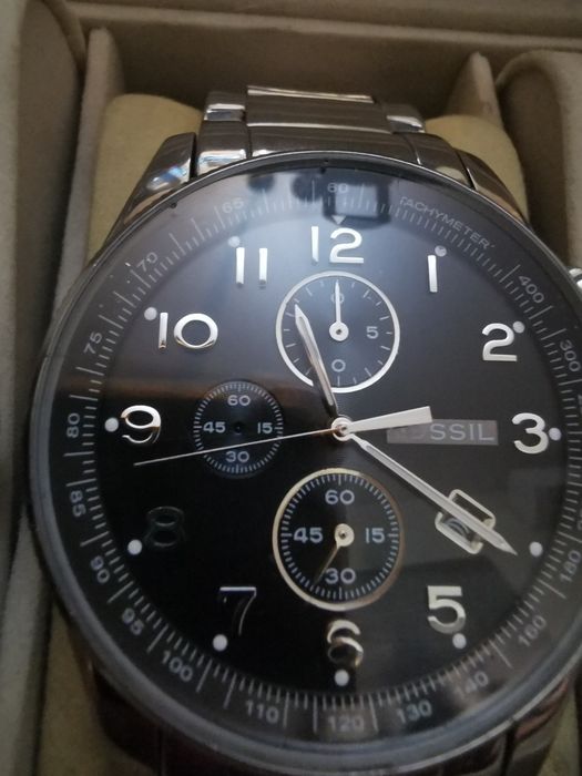 Продавам часовници