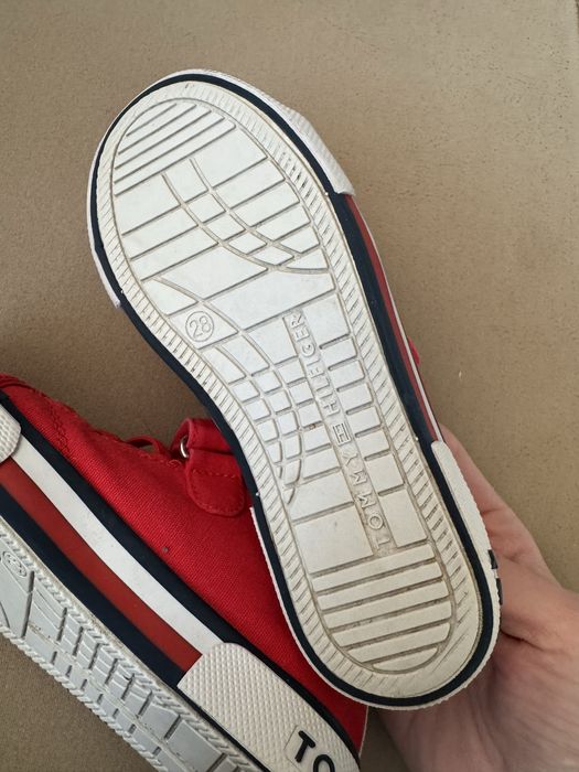 Детски кецове Tommy Hilfiger 28