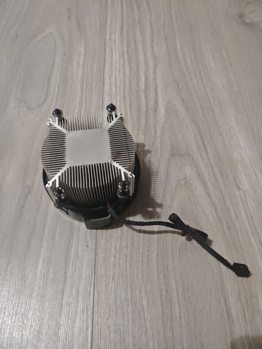 Cooler amd stock AM4