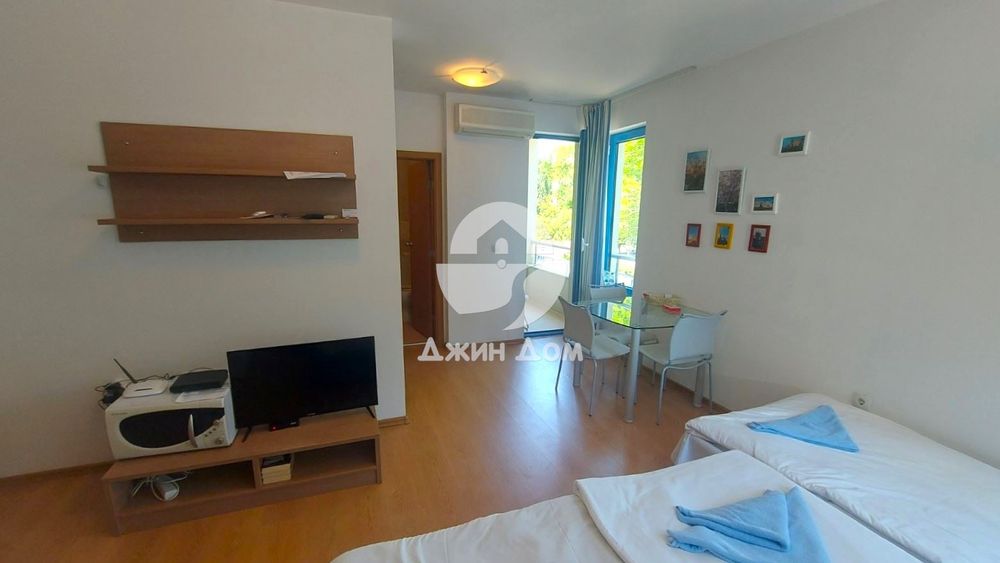 Продава се Едностаен апартамент в к.к. Слънчев бряг - 40 кв.м за 1300 €/кв.м - Снимка #2