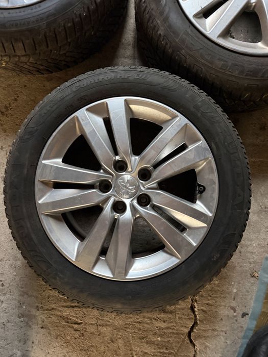 Гуми с джанти 16” Peugeot 308