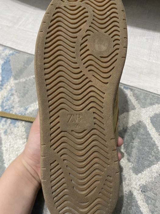 Красовки ZARA зара