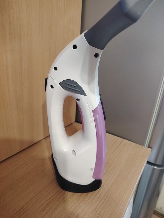 Акумулаторна стъклочистачка Kärcher