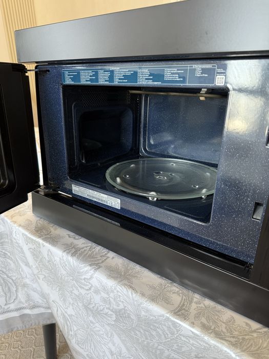 Встроенная Микроволновая печь