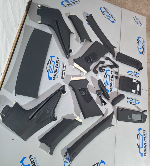 Plafon negru Audi A6 C7 Avant + accesorii