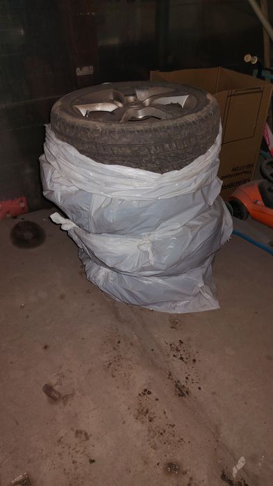 Продам диски на мазду6  на 17.