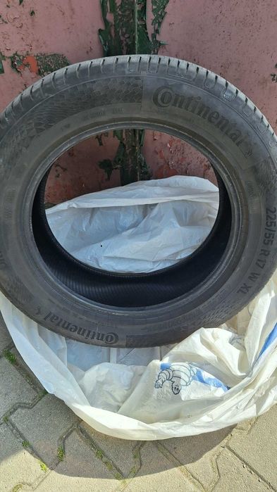 Продавам летни гуми Continemtal 225/55/ 17
