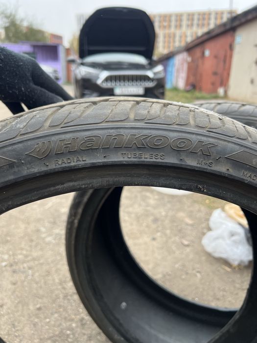 Продам шины 225/35/20 HANKOOK
