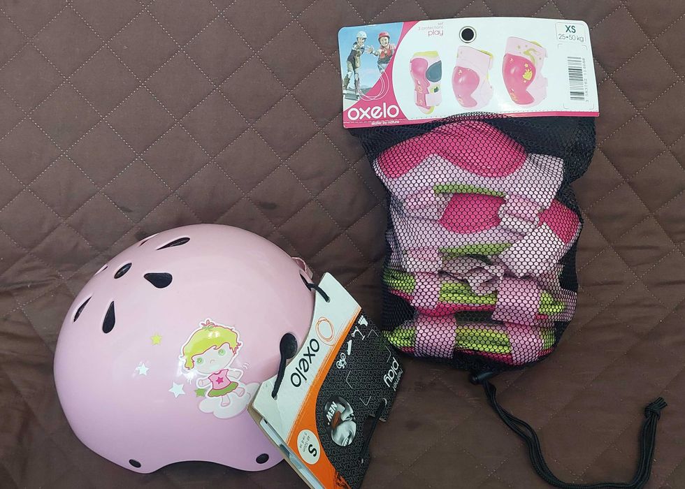 Set protecții role Play Roz Copii + casca protectie absolut noua !