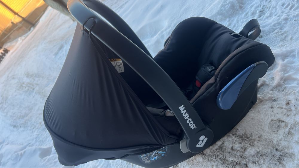 Автокресло десткое до года