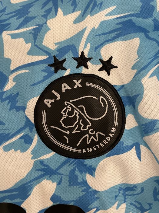 Ajax away Jersey 2023/2024 - size M