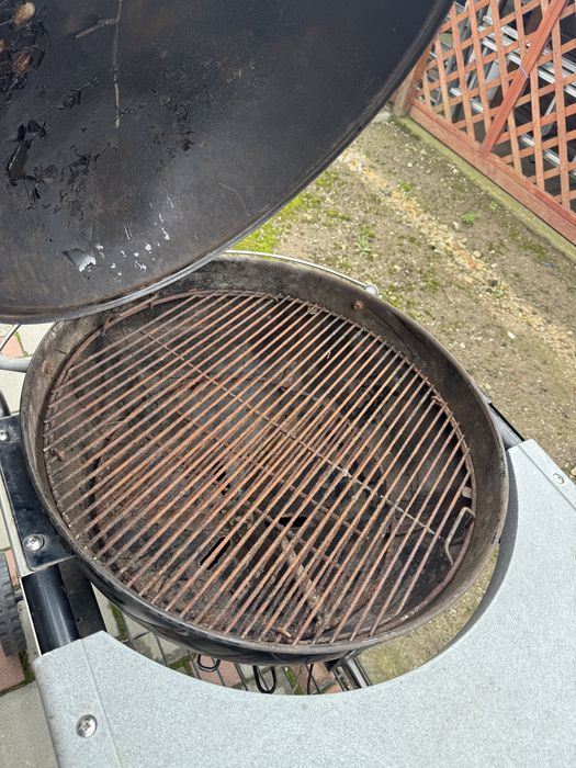 Gratar Weber pe carbuni