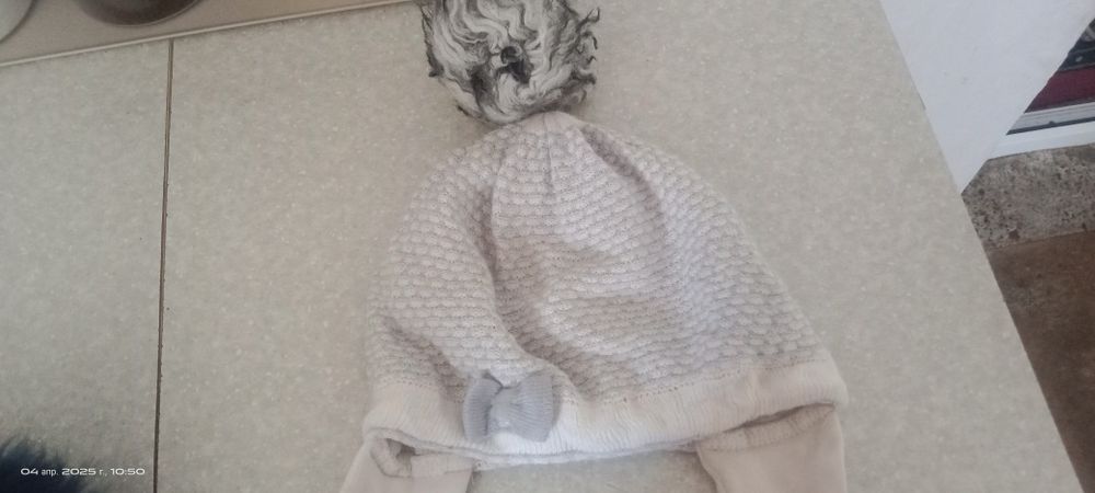 Шапки детские лет 2-3 лет