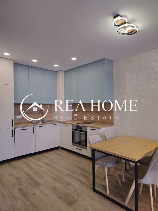 Дава се под наем Тристаен апартамент в София, Изгрев - 97 кв.м за 1100 € - Снимка #2