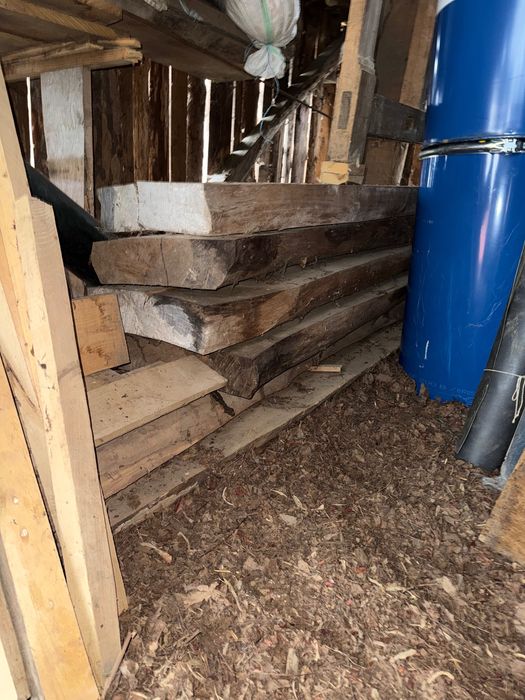 Lemn de cireș uscat