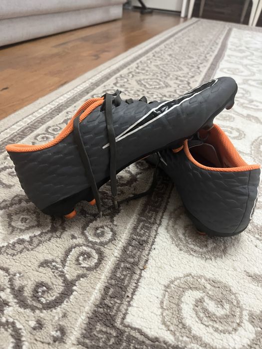 Ghete de fotbal NIKE hypervenom