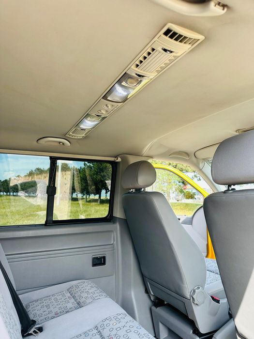 Volkswagen t5 caravelle