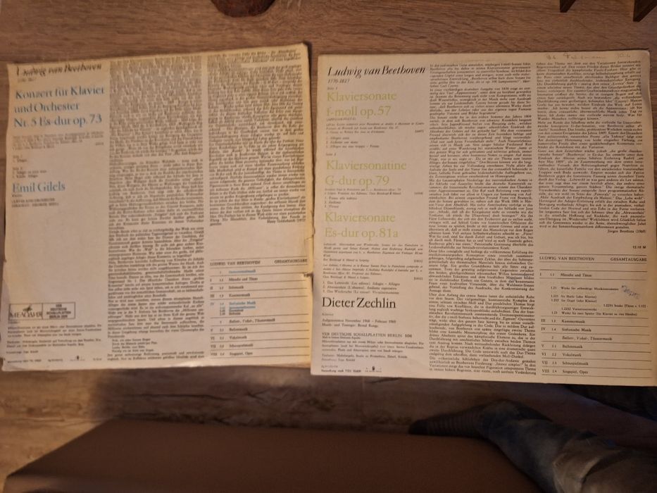 Vând 2 viniluri Ludwig van Beethoven