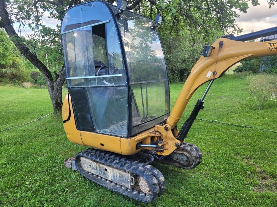 Miniexcavator JCB 8018 CTS