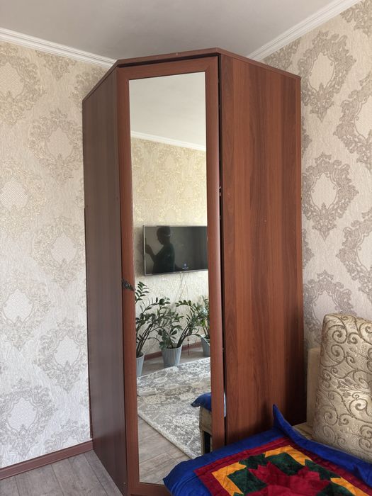 Продам шкаф, угловой