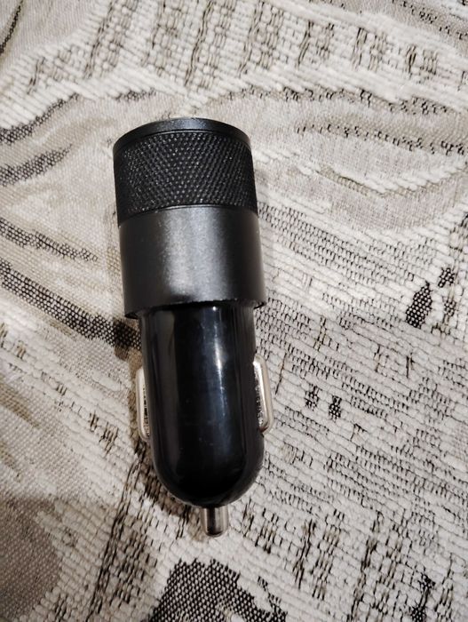 Адаптер за зареждане в запалка