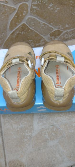 Biomecanics 19 unisex sandale