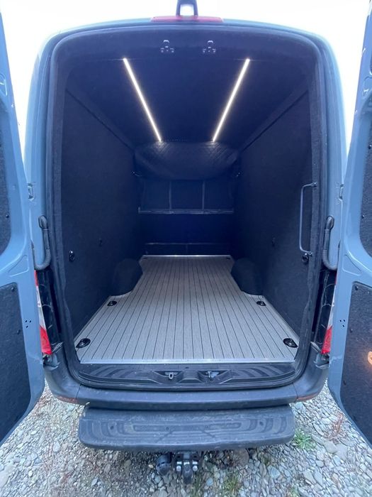 Mercedes Benz Sprinter