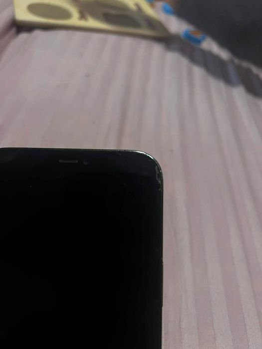 vand iphone 12 pro max