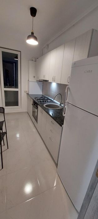 Inchiriez garsoniera Militari Rezervelor cu loc de parcare