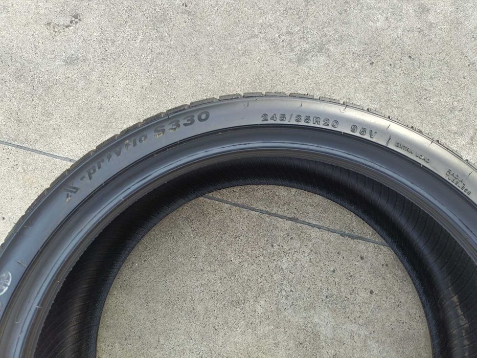 Doua anvelope noi de iarna 245 35 20 Trocmoh dot 2622