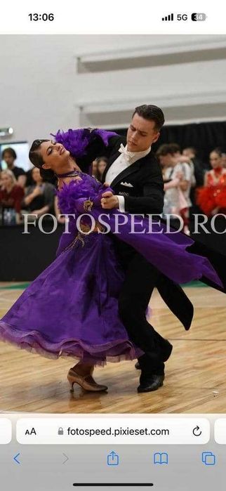 Vand rochita dans sportiv standard