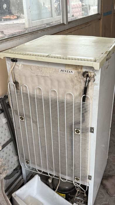 Холодильник б/у продам