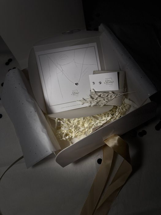 Скидка до 22 марта Swarovski с серебром на леске