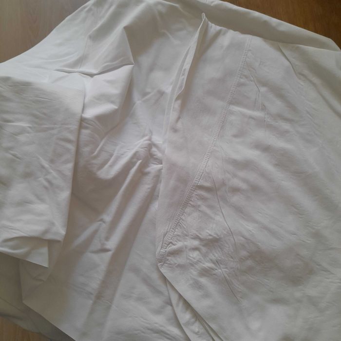 Чаршафи 230/200; чаршафи с ластик 100/200; торби 150/200 памук, нови