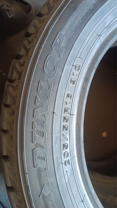 Продам резину зима DUNLOP