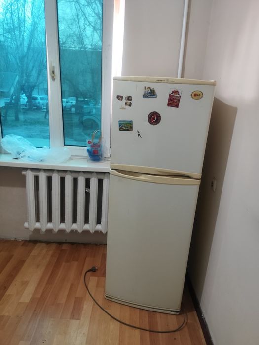 Продам холодильник неработающий