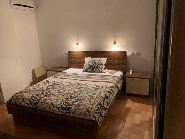 Дава се под наем Тристаен апартамент в Бургас, Център - 83 кв.м за 280.5 € - Снимка #5