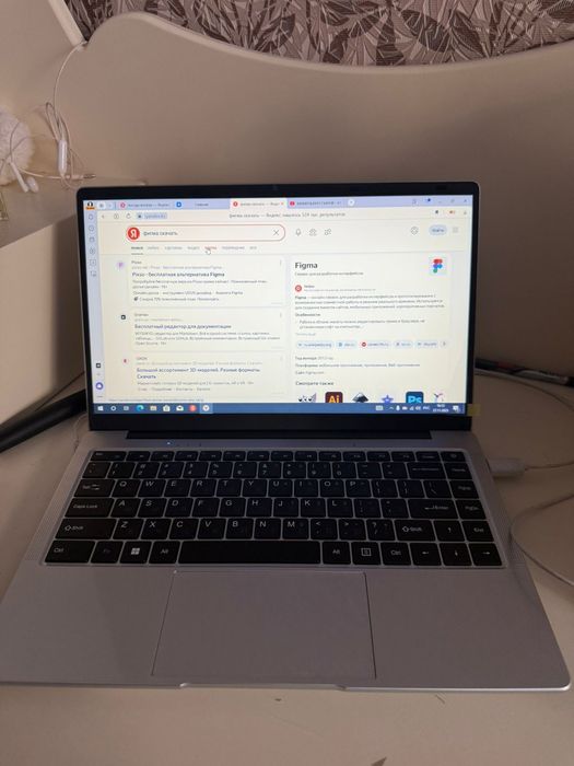 Продам ноутбук Hydra