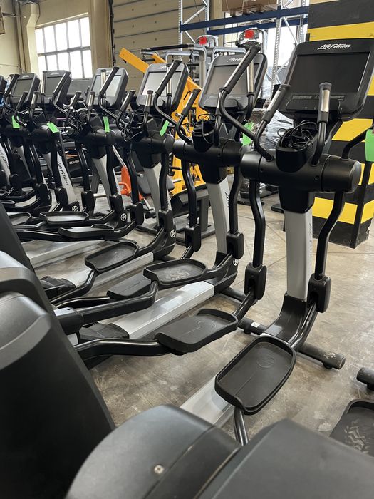 Biciclete si Eliptice profesionale Life fitness si Technogym