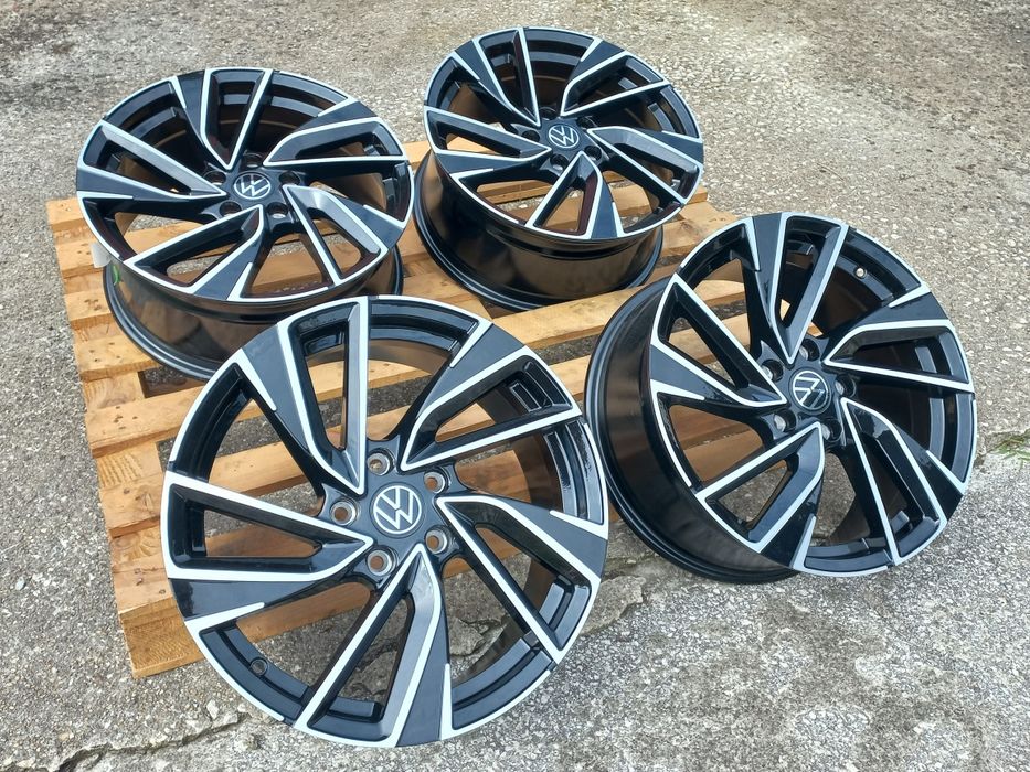 17"5x112 Vw Seat Škoda 7.5j et40 Golf Gti GTD Passat Leon Superb Octavia Чисто Нови.