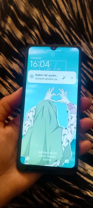 Redmi 14 c. Sotiladi holati idyal  4 oy tutulgan 6/128   karapkasi bor