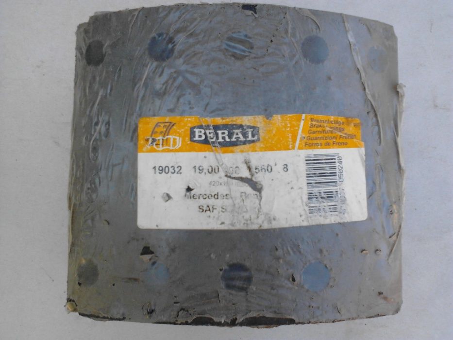 Ferodou/placuta frana pt. camion RENAULT, MERCEDES, MAN,VOLVO, IVECO