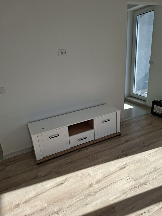 Inchirez apartament bloc nou