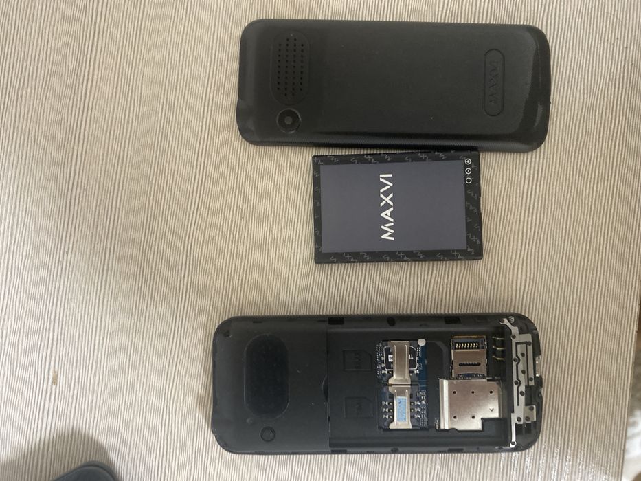 Станционарный(домашний)+кнопочный смартфон