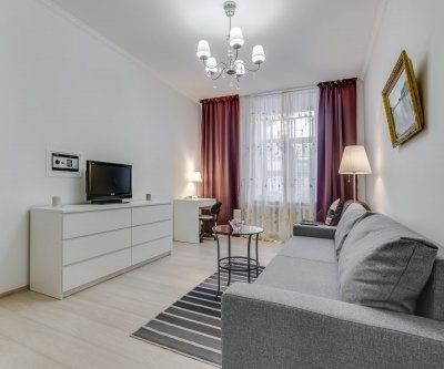 Уютно почасам Гоголя Нуркена