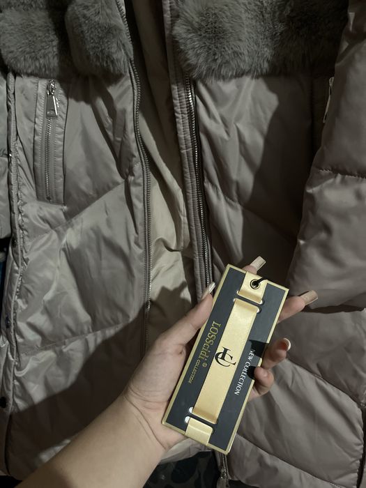 Женский куртка новая!