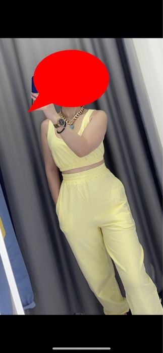 Sportivniy kostyum pocti noviy