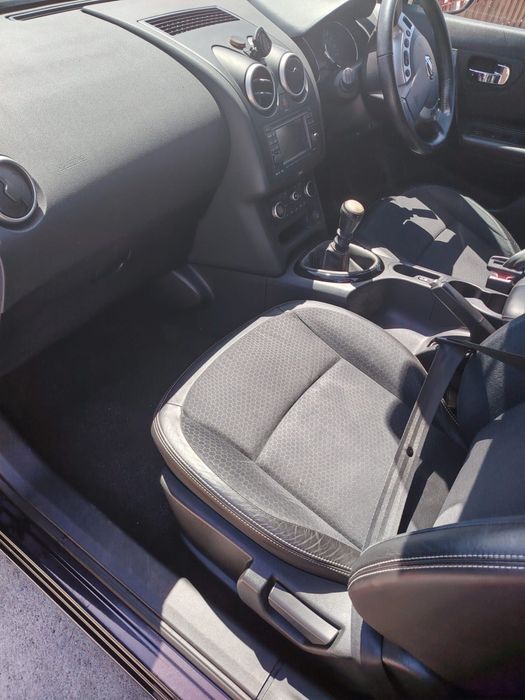 Vând Nissan Quashqai
